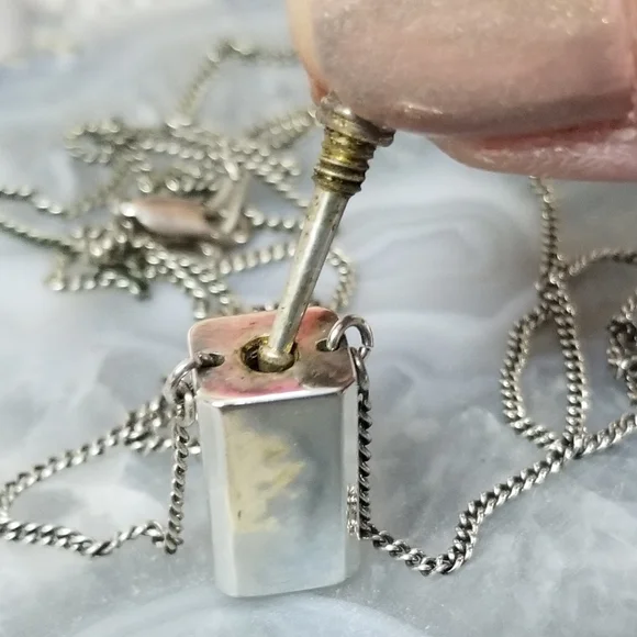 Vintage"Perfume" Bottle Fashion Pendant/Necklace - Picture 8 of 10